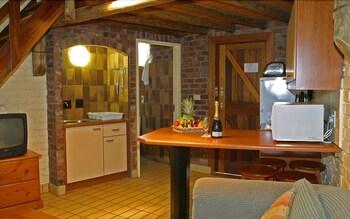 Golden Leopard Resorts - Manyane Resort Mogwase Bagian luar foto